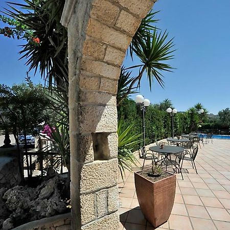 Hotel Apeneste Mattinata Luaran gambar