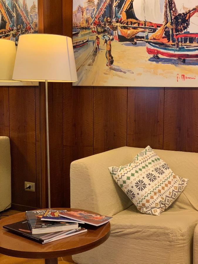 Hotel Apeneste Mattinata Luaran gambar