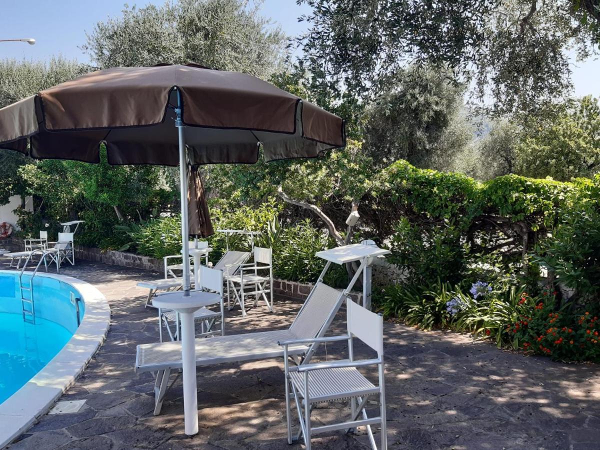 Hotel Apeneste Mattinata Luaran gambar