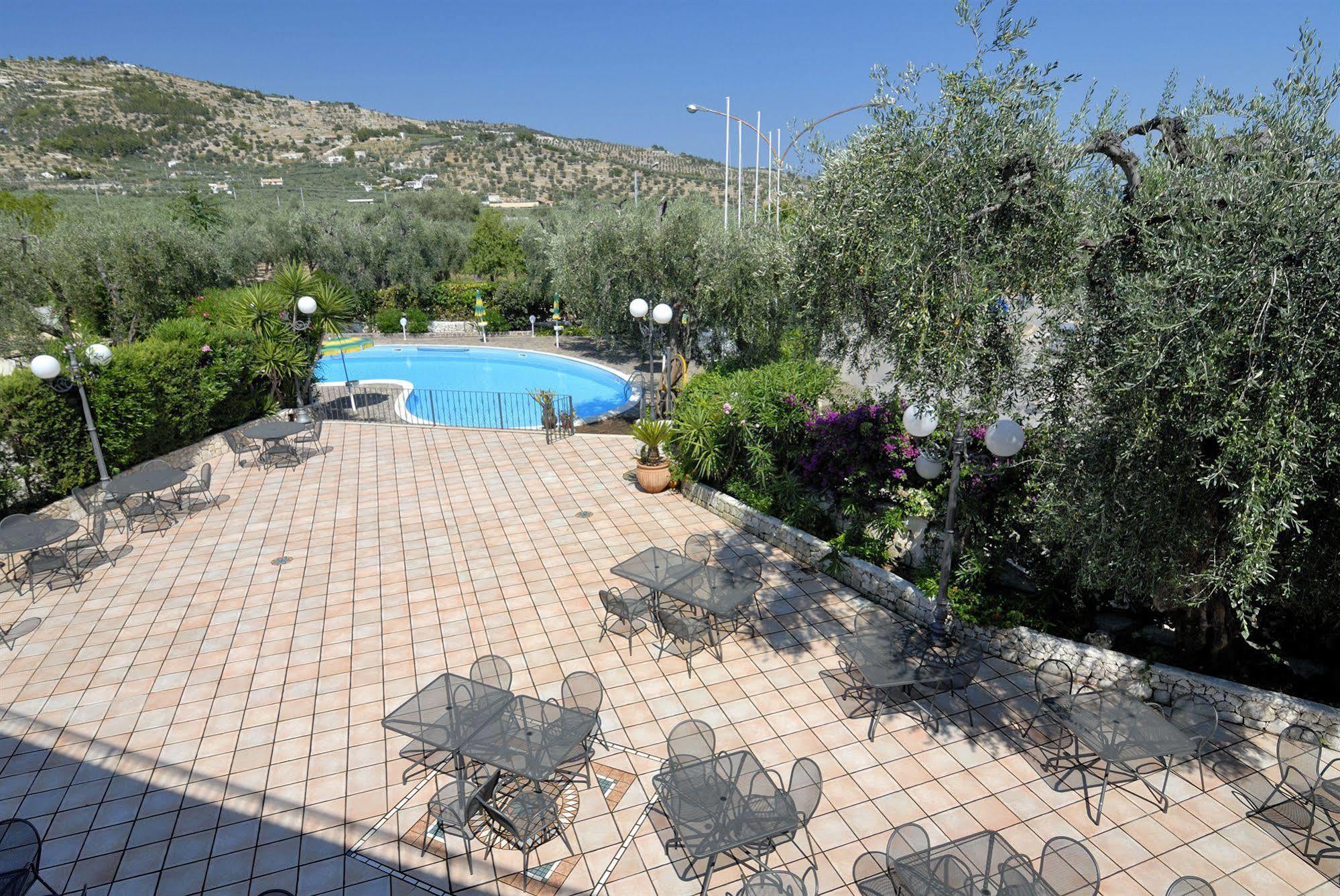 Hotel Apeneste Mattinata Luaran gambar